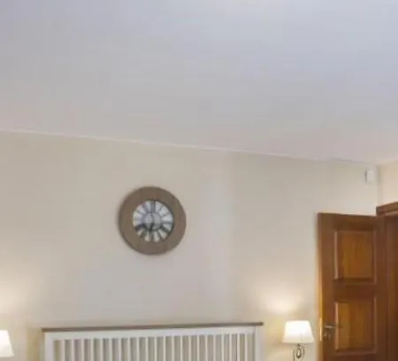 Prostrana Vila Za Obiteljski Odmor Hébergement de vacances *